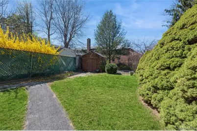 18 S Washington Avenue, Dobbs Ferry, NY 10522 - Photo 25