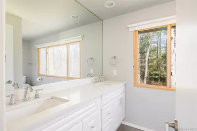 5 Skyes Neck Court, East Quogue, NY 11942 - Photo 17