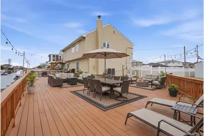 233 Arthur Street, Freeport, NY 11520 - Photo 37