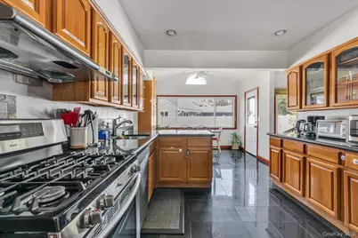 358 Main Street, East Rockaway, NY 11518 - Photo 9