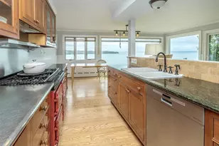 24 Bay Ave, Sea Cliff, NY 11579 - Photo 33