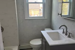 1016 Oaks Dr, Franklin Square, NY 11010 - Photo 15