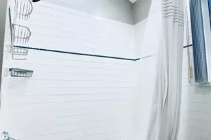 4 Avenue B, Port Washington, NY 11050 - Photo 9