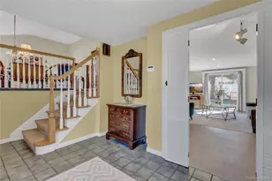 10 Dale Ct, Massapequa, NY 11758 - Photo 5