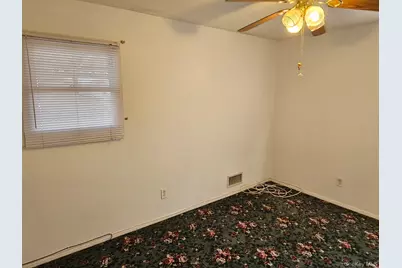 106 Fountain Avenue, Selden, NY 11784 - Photo 15