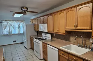 106 Fountain Ave, Selden, NY 11784 - Photo 5