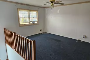 106 Fountain Ave, Selden, NY 11784 - Photo 9