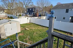 106 Fountain Ave, Selden, NY 11784 - Photo 31