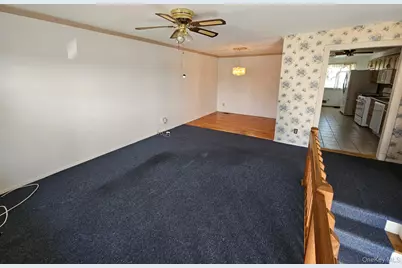 106 Fountain Avenue, Selden, NY 11784 - Photo 19