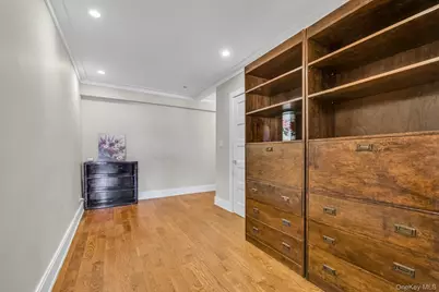 132-35 Sanford Avenue #613, Flushing, NY 11355 - Photo 3