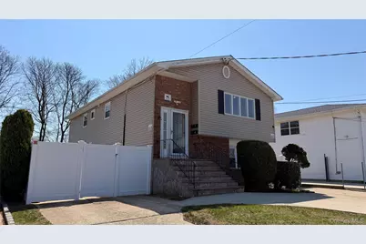 540 Oak Street, Copiague, NY 11726 - Photo 1