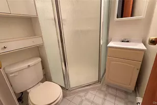 540 Oak St, Copiague, NY 11726 - Photo 19