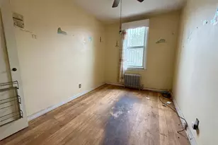 135-31 117th St, Ozone Park, NY 11420 - Photo 11