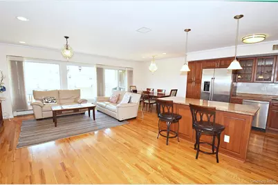 207-22 Jordan Drive #93 U, Bayside, NY 11360 - Photo 3