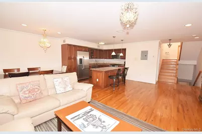 207-22 Jordan Drive #93 U, Bayside, NY 11360 - Photo 7