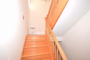 207-22 Jordan Dr, Bayside, NY 11360 - Photo 9