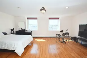207-22 Jordan Dr, Bayside, NY 11360 - Photo 11
