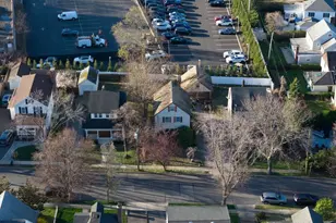 24 Dennis St, Manhasset, NY 11030 - Photo 9