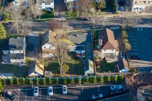 24 Dennis St, Manhasset, NY 11030 - Photo 13