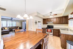 50 Bon Aire Cir, Suffern, NY 10901 - Photo 9