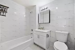 141-15 Cherry Ave, Flushing, NY 11355 - Photo 15