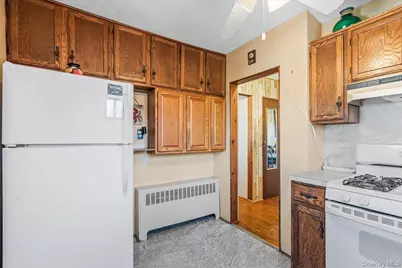 47 Ellison Avenue, Westbury, NY 11590 - Photo 13