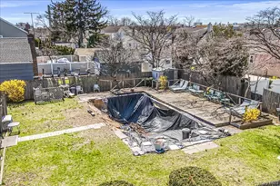 47 Ellison Ave, Westbury, NY 11590 - Photo 31