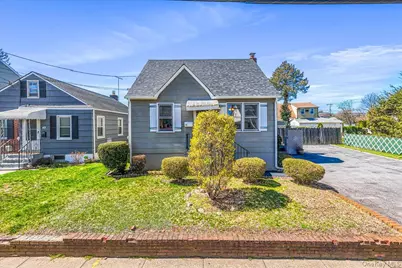 47 Ellison Avenue, Westbury, NY 11590 - Photo 3