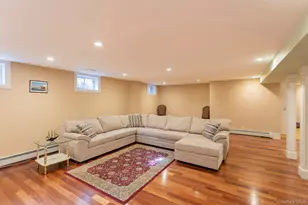 215-15 86th Ave, Hollis, NY 11427 - Photo 27
