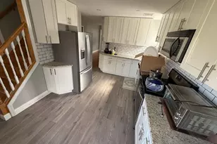 46 Lincoln Pl, Massapequa, NY 11758 - Photo 5