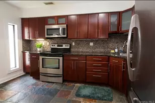 350 N Water St, Newburgh, NY 12550 - Photo 9