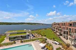 10 Shore Rd, Glenwood Landing, NY 11547 - Photo 5