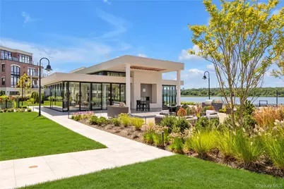 10 Shore Road #208, Glenwood Landing, NY 11547 - Photo 11