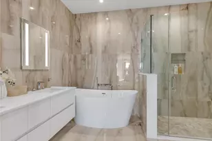 10 Shore Rd, Glenwood Landing, NY 11547 - Photo 25