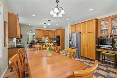 875 Hanover Street, Yorktown Heights, NY 10598 - Photo 17