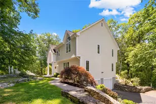 875 Hanover St, Yorktown Heights, NY 10598 - Photo 5