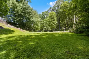 875 Hanover St, Yorktown Heights, NY 10598 - Photo 41
