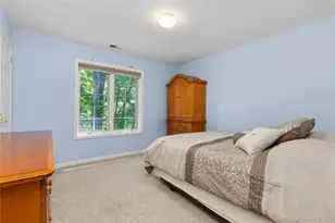 875 Hanover St, Yorktown Heights, NY 10598 - Photo 31