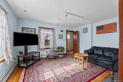 76 Davison Avenue, Lynbrook, NY 11563 - Photo 9