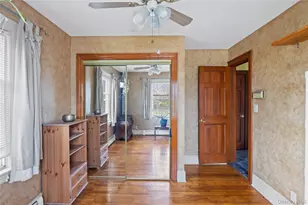 76 Davison Ave, Lynbrook, NY 11563 - Photo 15