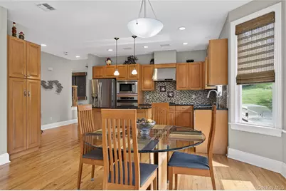 62 Pembroke Drive, Glen Cove, NY 11542 - Photo 17