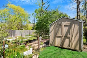 416 3rd St, Greenport, NY 11944 - Photo 19