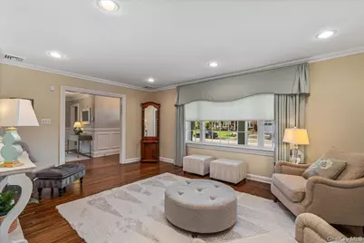 12 Whitehall Road, Rockville Centre, NY 11570 - Photo 7