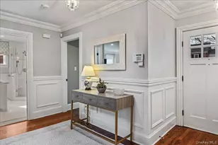 12 Whitehall Rd, Rockville Centre, NY 11570 - Photo 5