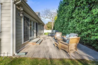 12 Whitehall Road, Rockville Centre, NY 11570 - Photo 37