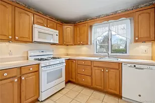 307 6th Ave, Saint James, NY 11780 - Photo 19