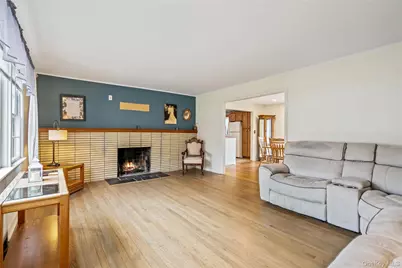 307 6th Avenue, Saint James, NY 11780 - Photo 7