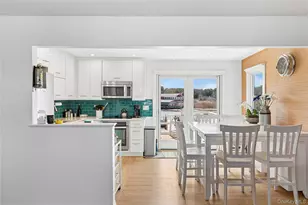11 Cold Spring Ct, Southampton, NY 11968 - Photo 7