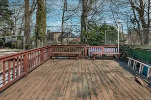 81-45 Utopia Pkwy, Jamaica, NY 11432 - Photo 7