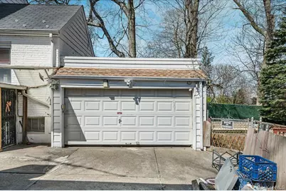 8145 Utopia Parkway, Jamaica, NY 11432 - Photo 5